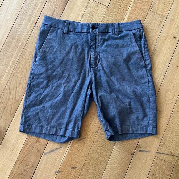 Lululemon Commission Classic-Fit Short 9" *Warpstreme Dark Gray Men's Size 31 - Picture 1 of 2